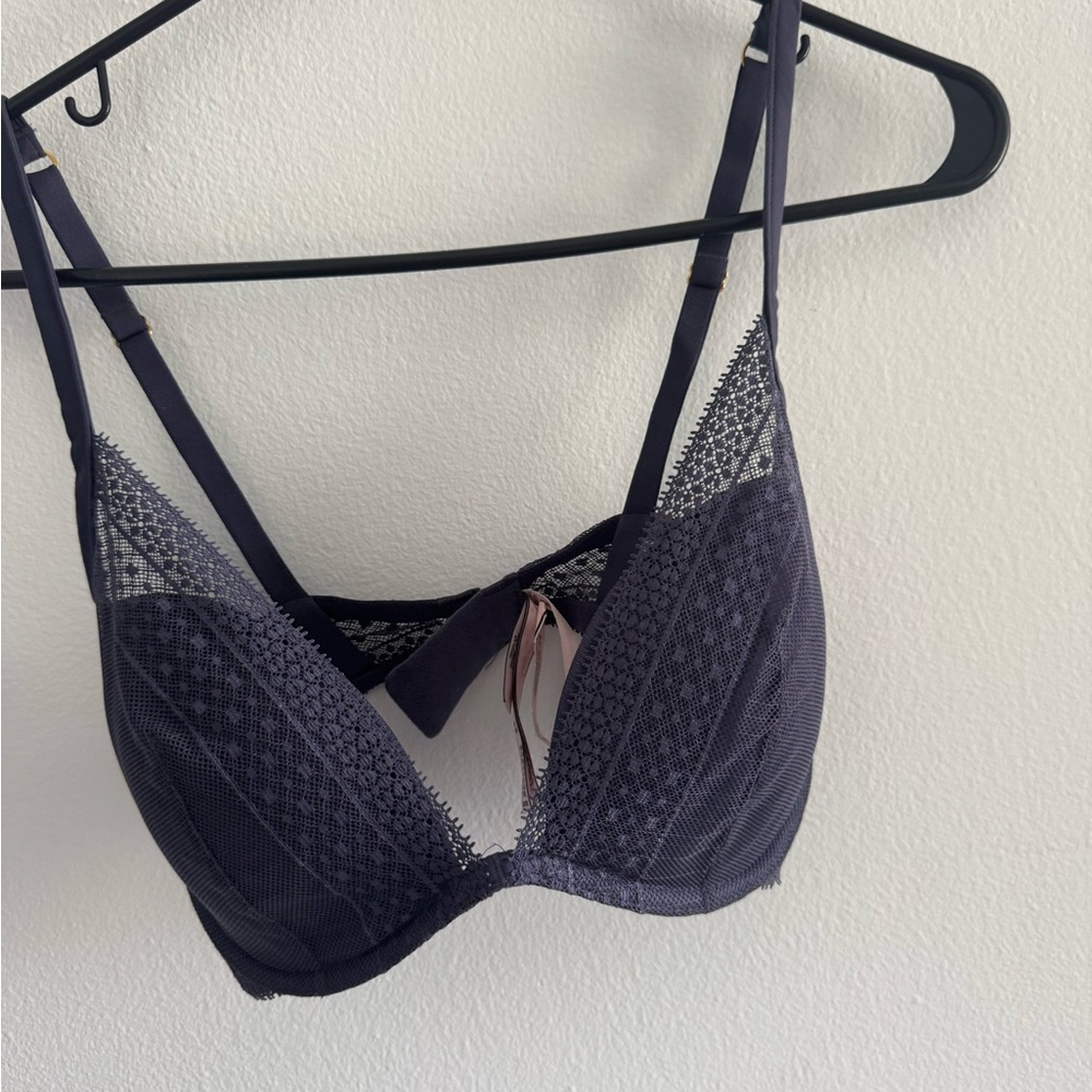 Elegant Lace Trim Bra